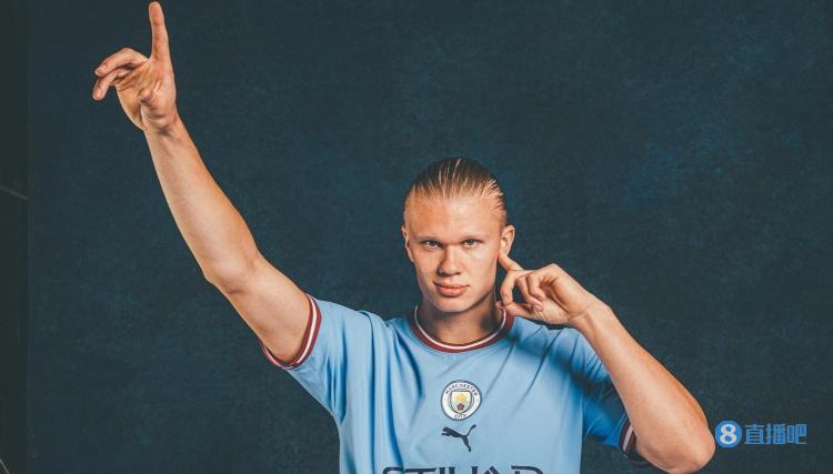 欧冠决赛用球谍照：包含白+深紫，灵感来自举办城市布达佩斯（欧冠决赛用球曝光：白与深紫配色，灵感源自布达佩斯）