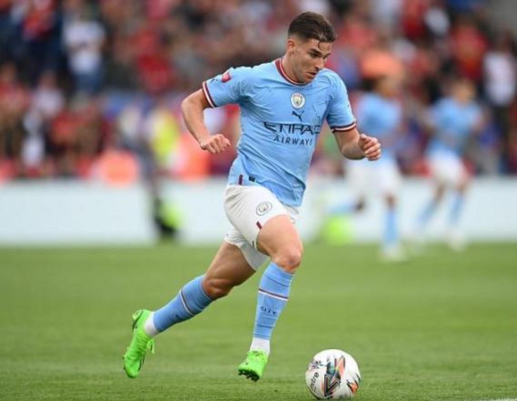 马德兴：U18国足11月将与吉尔吉斯斯坦U18进行两场内部热身赛（马德兴：U18国足将于11月与吉尔吉斯斯坦U18进行两场封闭热身赛）