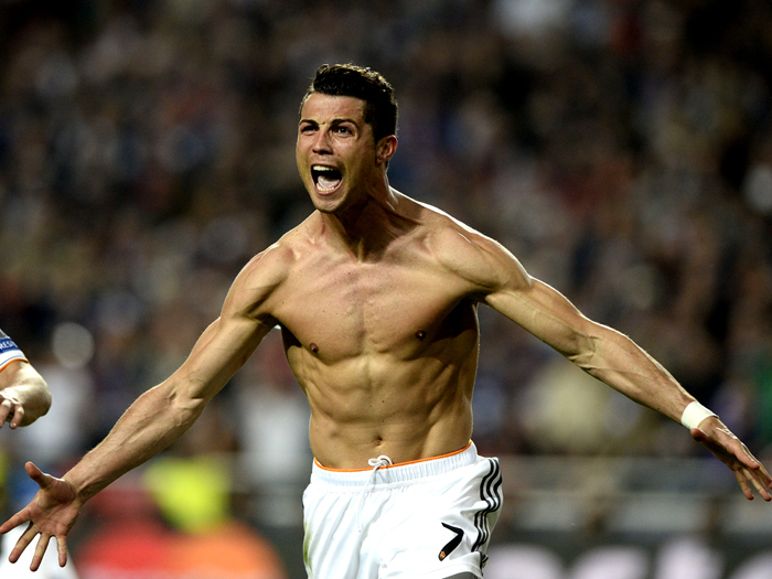 阿莱格里：现在谈论冠军还为时过早，我们必须尽可能的多拿分（阿莱格里：夺冠话题尚早，眼下必须尽可能多拿分）