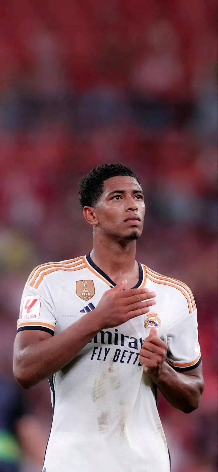 伯纳乌承办NFL上座人数多达78610，超过西甲赛季平均上座数（伯纳乌NFL赛事吸引78610名观众，超过西甲赛季场均上座）