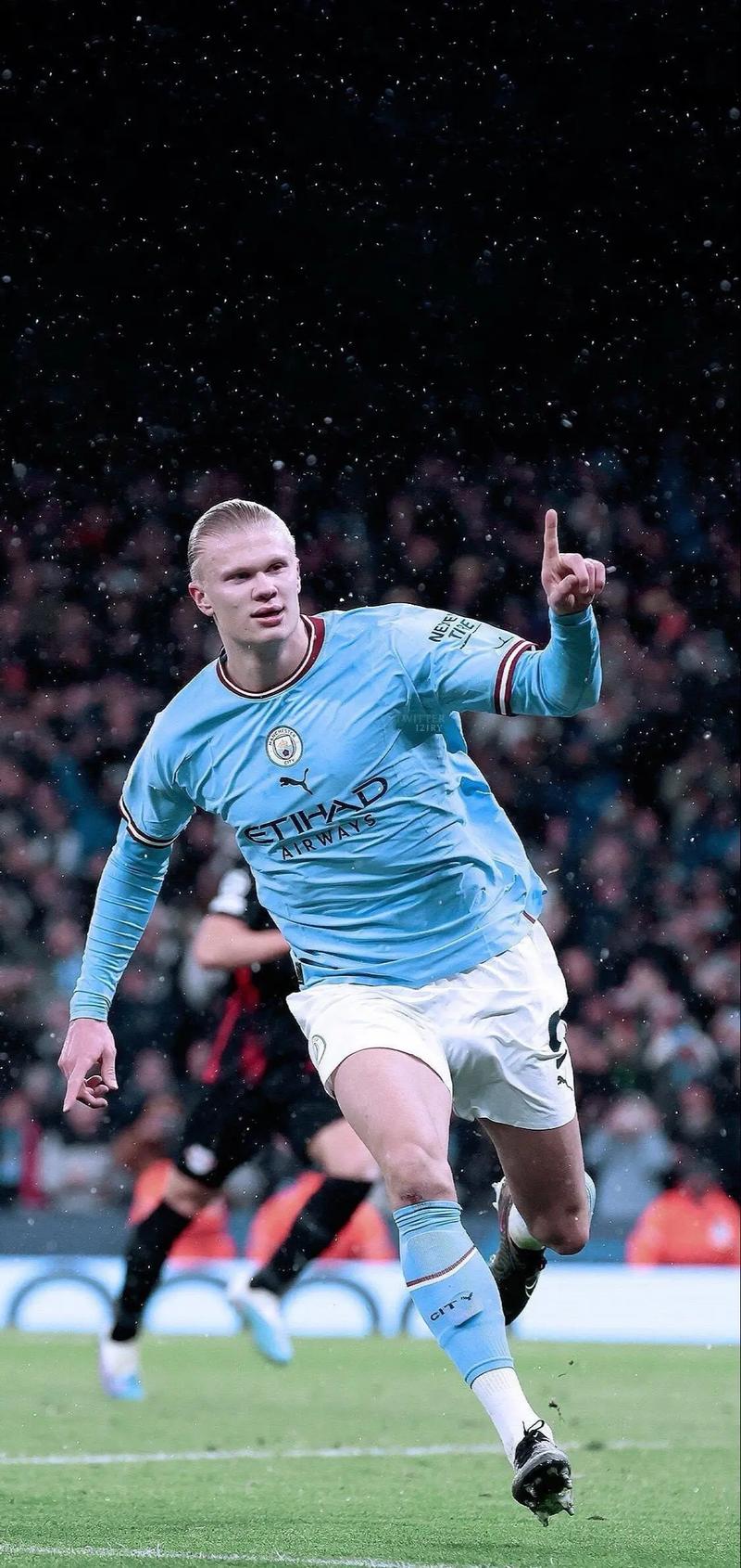 或遭重罚！足协杯丢冠后河南队霉运还没结束，韩国裁判成导火索（足协杯失冠余波未平：河南队恐遭重罚，韩国裁判成矛盾焦点）