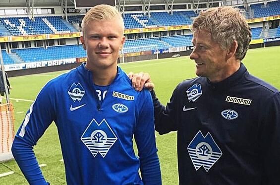 C罗前队友：C罗能踢到100岁！不喜欢梅西就不喜欢足球！（C罗昔日队友：C罗能踢到百岁！不喜欢梅西就不是足球迷！）