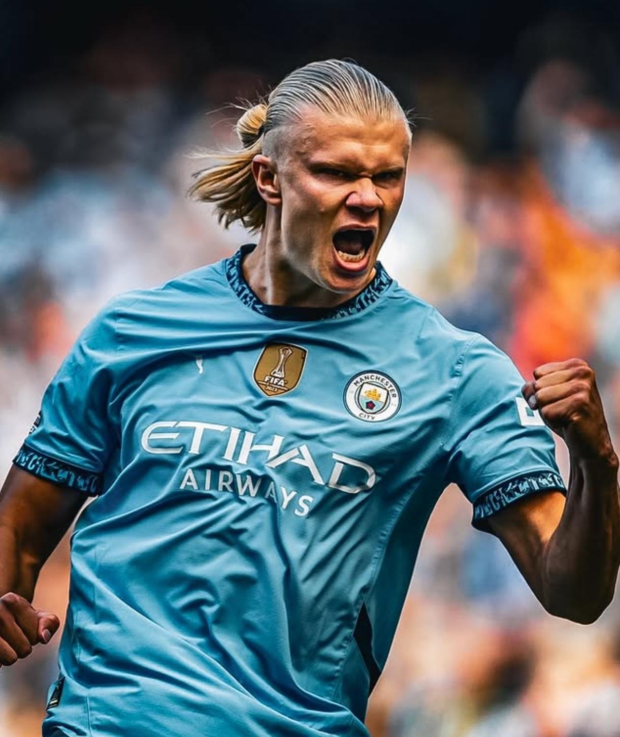 莲湖区机场小学：飞翔少年勇拼搏 绿茵场上展风采