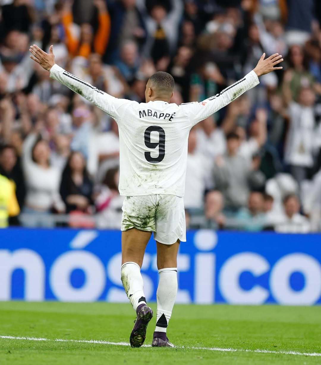 客场与毕包互交白卷，巴黎遭遇近10年球队欧冠首场0-0（巴黎客场与毕尔巴鄂互交白卷，近十年来首次欧冠揭幕战踢成0-0）