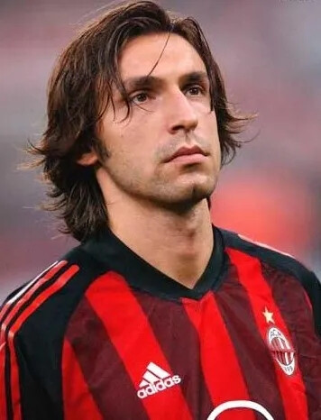 莱万：职业生涯已接近尾声，我想在体育和情感方面享受当下