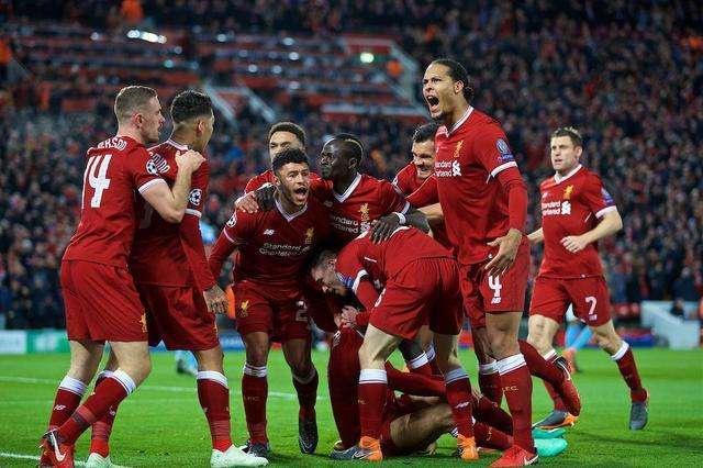 足球中超新外援亮相，身体对抗惊人