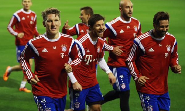 禁区对决完胜！灰熊首节内线得分24-4开拓者（灰熊首节内线统治：禁区得分24-4压制开拓者）