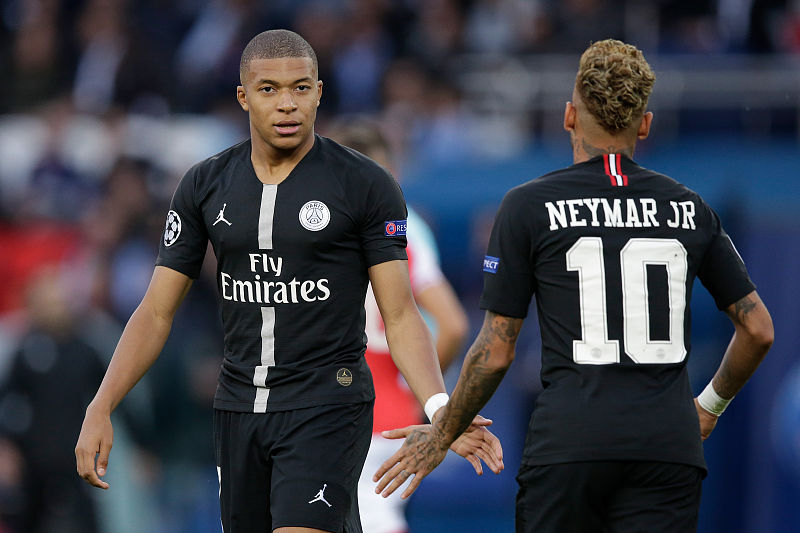 亚冠焦点战！布里兰死磕江原FC，8球神锋主导主场生死局（亚冠重磅对决：布里兰硬撼江原FC，8球神锋坐镇主场掌控生死战）