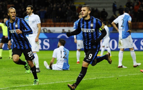 乌龙！官方活动图提前官宣WBG.Jiejie和NIP.Care