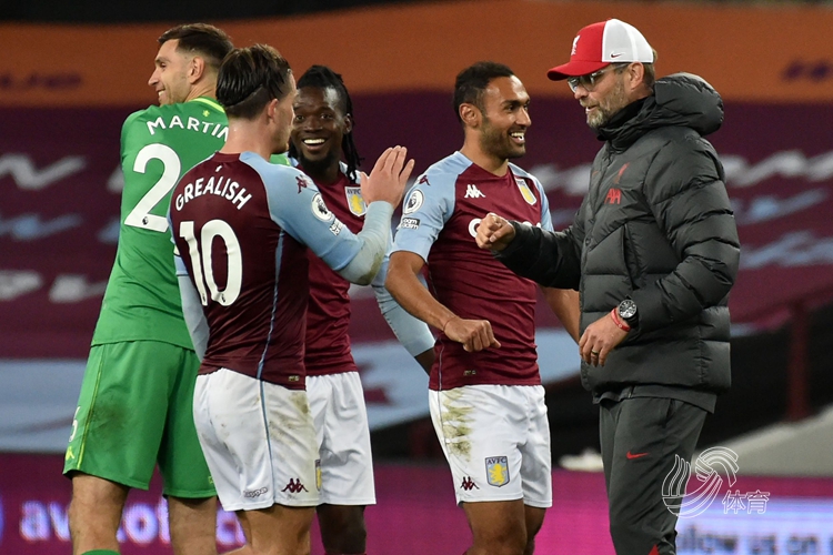 梅开二度+绝杀，C罗当选利雅得胜利vs费哈全场最佳球员