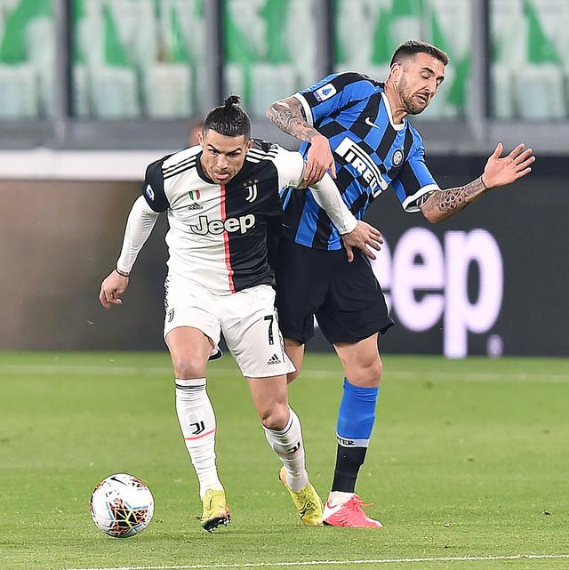 德拉富恩特：我和斯卡洛尼聊了聊，如果有队失误我们就可能碰面（德拉富恩特：已与斯卡洛尼交流，一旦有队失误我们或将相逢）