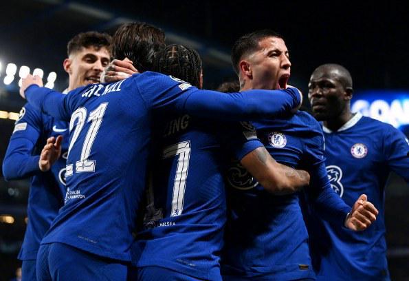 库明加10中1！科尔：每个球员都会有起有落，赢球是最重要的（库明加手感低迷仅10投1中，科尔：状态有起伏，赢球最关键）