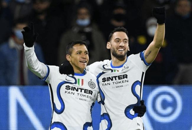 四川高校“人进球没进”当事人：校队教练，身体状态跟不上了