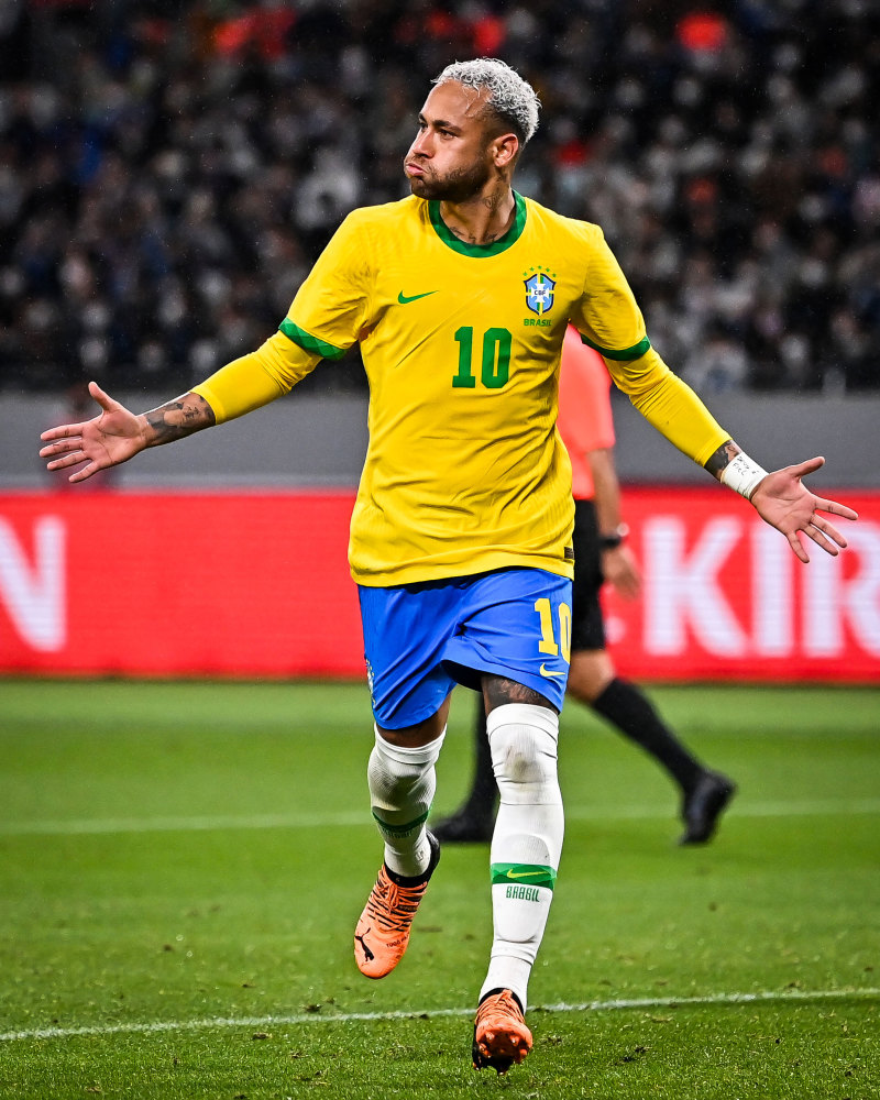 前妻：和布冯离婚后，花了很长时间才接受别人的追求（布冯前妻：离婚后过了很久才愿意接受新的追求）